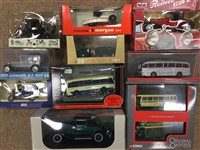 Lot 356 - A LOT OF ELEVEN MODEL VEHICLES