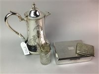 Lot 77 - A SILVER PLATED CIGARETTE BOX, CIGARETTE CASE AND OTHER PLATED ITEMS