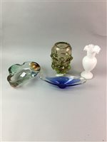 Lot 281 - A LOT OF GLASS WARE