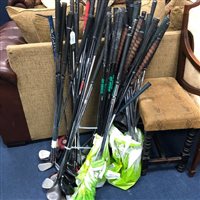 Lot 319 - A LARGE COLLECTION OF MODERN GOLF CLUBS