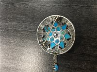 Lot 133 - AN IMPRESSIVE ART DECO DIAMOND AND TURQUOISE BROOCH