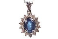 Lot 159 - A SAPPHIRE PENDANT ON CHAIN