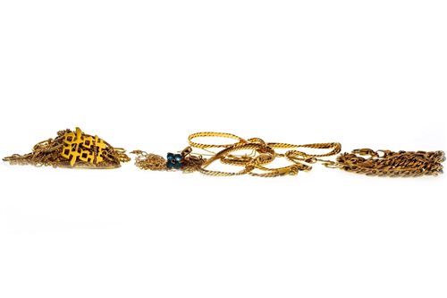 Lot 65 - A COLLECTION OF GOLD CHAINS AND BRACELETS