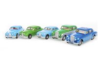 Lot 1715 - A LOT OF FIVE SPOT-ON BY TRI-ANG MODEL CARS INCLUDING JAGUAR AND BENTLEY EXAMPLES
