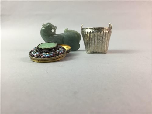 Lot 89 - A CHINESE SILVER GILT AND ENAMEL PILL BOX, JADE AMULET AND A CHINESE SILVER BASKET