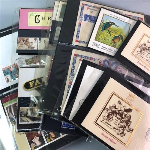 Lot 188 - A LARGE COLLECTION OF FIRST DAY COVERS