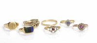 Lot 76 - GROUP OF SEVEN EARLY TWENTIETH CENTURY RINGS...