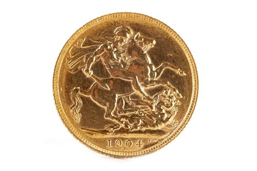 Lot 526 - A GOLD SOVEREIGN, 1904