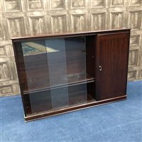 Lot 215 - A MAHOGANY DISPLAY CABINET WITH MAHOGANY BOOKCASE AND TWO BEDSIDE CHESTS