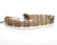 Lot 95 - EARLY TWENTIETH CENTURY NINE CARAT GOLD...