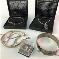 Lot 14 - A LOT OF VARIOUS SILVER COSTUME JEWELLERY