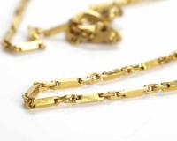Lot 137 - UNUSUAL UNMARKED CHAIN formed by rectangular...