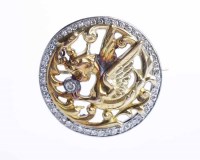 Lot 140 - EARLY 20TH CENTURY GOLD CIRCULAR BROOCH...