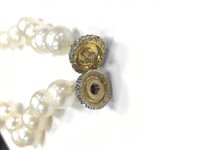 Lot 170 - A PEARL NECKLACE