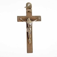 Lot 152 - NINE CARAT GOLD CRUCIFIX PENDANT 40mm high,...