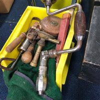 Lot 41 - A COLLECTION OF VINTAGE TOOLS