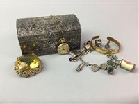 Lot 107 - A LARGE LOT OF COSTUME JEWELLERY