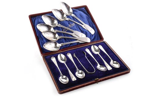 Lot 825 - A SET OF SIX SCOTTISH VICTORIAN SILVER GRAPEFRUIT SPOONS AND SET OF SILVER COFFEE SPOONS