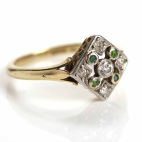 Lot 199 - ART DECO DIAMOND AND EMERALD RING of pierced...