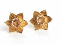 Lot 212 - PAIR OF NINE CARAT GOLD DAFFODIL MOTIF...