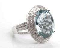 Lot 247 - IMPRESSIVE AQUAMARINE DRESS RING the large...