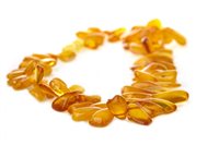 Lot 22 - A BALTIC AMBER NECKLACE