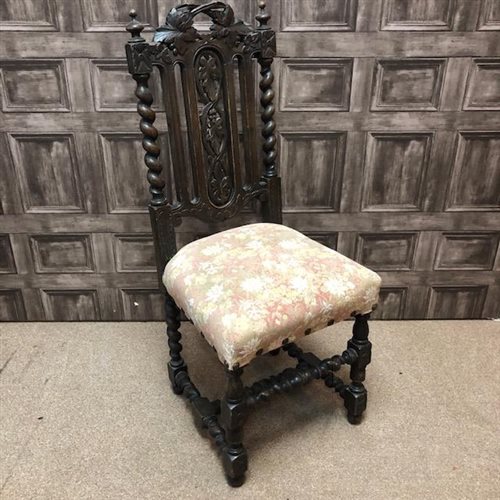 Lot 900 - A LOT OF SEVEN VICTORIAN OAK DINING CHAIRS