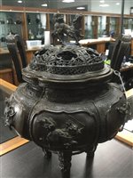 Lot 1078 - A LARGE CHINESE BRONZE CENSER