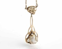 Lot 287 - ART NOUVEAU BAROQUE PEARL NECKLET set with two...