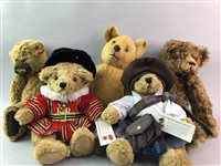 Lot 441 - A CHARLIE BEARS 'ANNIVERSARY JACK' BEAR WITH OTHER BEARS