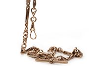 Lot 826 - AN EARLY 20TH CENTURY WATCH CHAIN