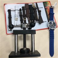 Lot 491 - A LOT OF WATCHES, WATCH STRAPS AND ACCESSORIES