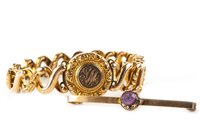 Lot 167 - VICTORIAN EXPANDING BRACELET AND A BROOCH