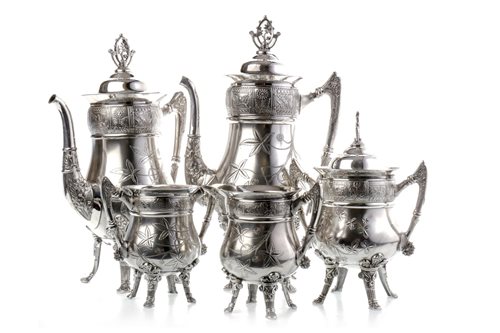 Lot 853 - AN EARLY 20TH CENTURY FIVE PIECE TEA AND COFFEE SERVICE