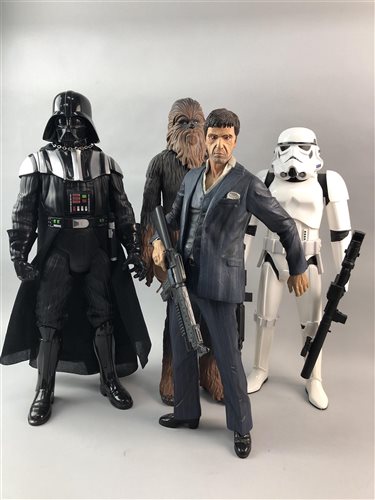 Lot 120 - A COLLECTION OF STAR WARS AND OTHER FIGURES