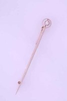 Lot 381 - EIGHTEEN CARAT GOLD ART DECO DIAMOND TIE PIN...