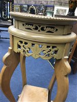 Lot 98 - A CHINESE PLANT STAND