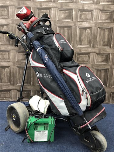 Lot 111 - SET TITLEIST AP2 GOLD CLUBS WITH POWER CADDY