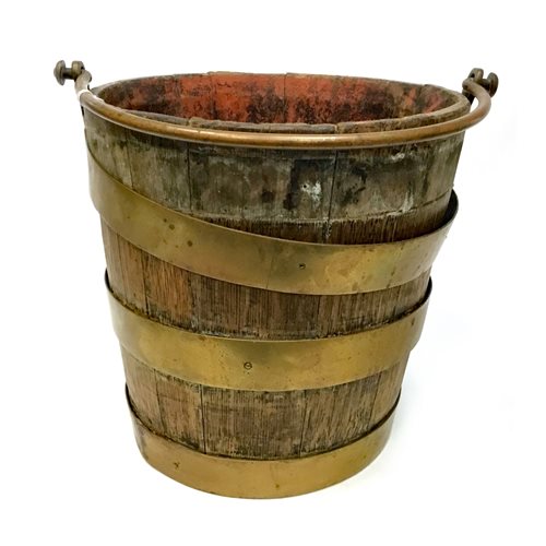 Lot 923 - AN EARLY 19TH CENTURY PEAT BUCKET