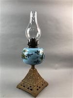 Lot 167 - A VICTORIAN OIL LAMP