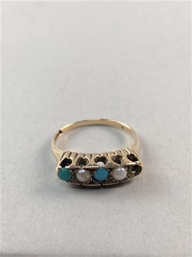 Lot 226 - A TURQUOISE AND PEARL DRESS RING