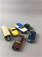 Lot 320 - A LOT OF LOOSE DINKY AND CORGI MODEL VEHICLES