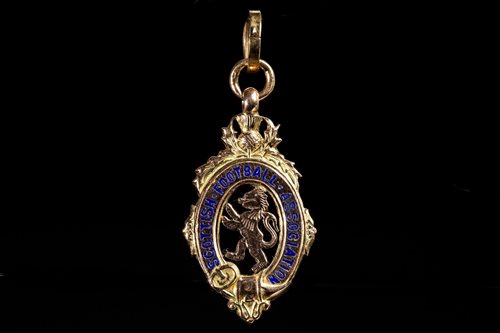 Lot 1930 - SCOTTISH CUP WINNERS MEDAL AWARDED TO KILMARNOCK F.C. 1929