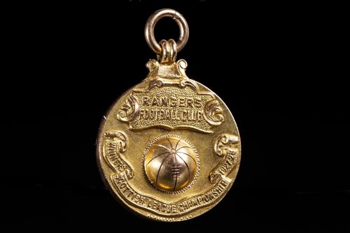 Lot 1956 - SCOTTISH LEAGUE CHAMPIONSHIP WINNERS GOLD MEDAL AWARDED TO RANGERS F.C. 1928