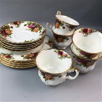 Lot 58 - A ROYAL ALBERT 'OLD COUNTRY ROSES' TEA SERVICE