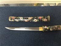 Lot 1165 - A JAPANESE TANTO