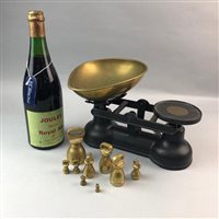 Lot 24 - A VINTAGE BOTTLE OF JOULES SPECIAL ROYAL ALE AND A SET OF SALTER BRASS AND METAL SCALES