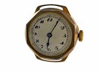 Lot 801 - A LADY'S EARLY 20TH CENTURY GOLD WRIST WATCH