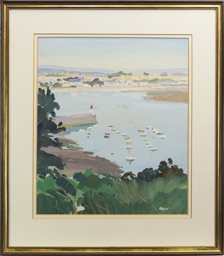 Lot 550 - THE CLYDE FROM GOUROCK , AN OIL BY NORMAN EDGAR