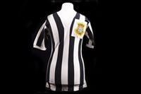 Lot 1911 - TOMMY GEMMELL OF ST MIRREN F.C., HIS JERSEY WORN IN 1959 SCOTTISH CUP FINAL